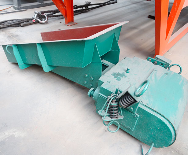 Electric-Magnetic Vibrating Feeder